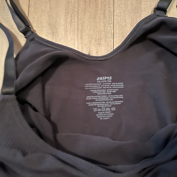 SKIMS Charcoal Thong Bodysuit - Picture 1 of 5